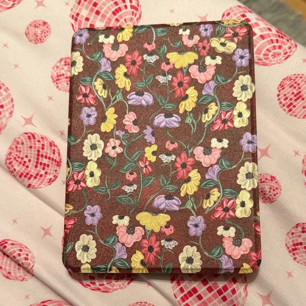 Floral Patterned kindle case